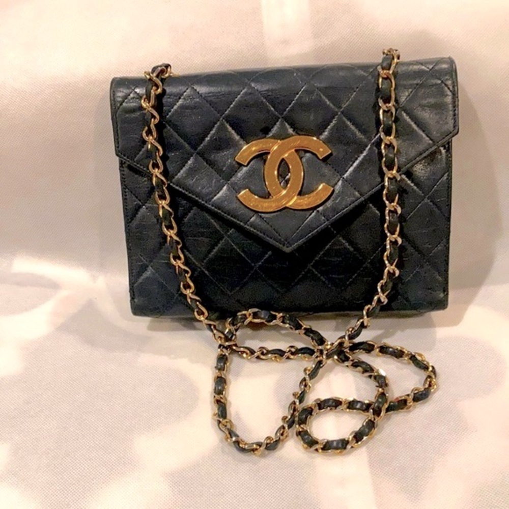 Chanel Vintage 80's 24kt  Blue Quilted Lambskin Envelope Flap Crossbody Bag